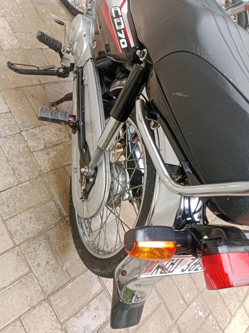25 model new condition 3