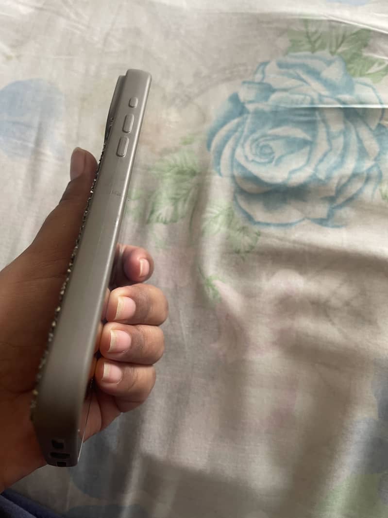 iPhone 17 pro max 5