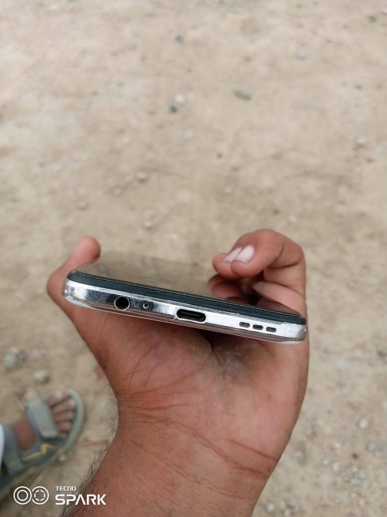 Tecno Camon 18p 1