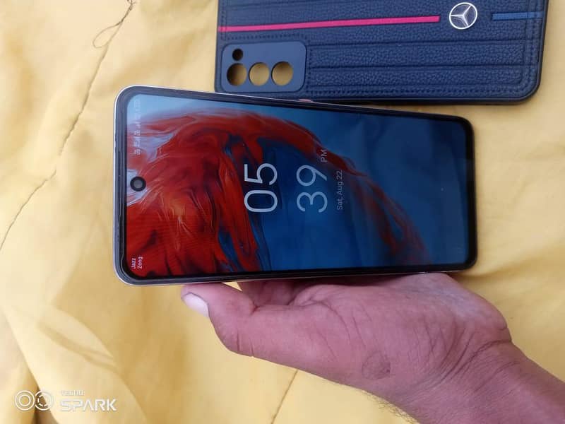 Tecno Camon 18p 2