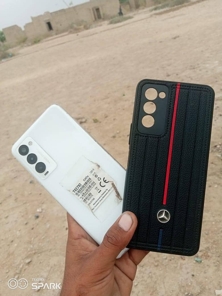 Tecno Camon 18p 4