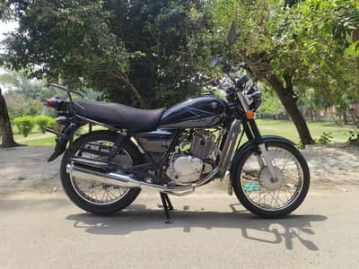 Suzuki GS 150