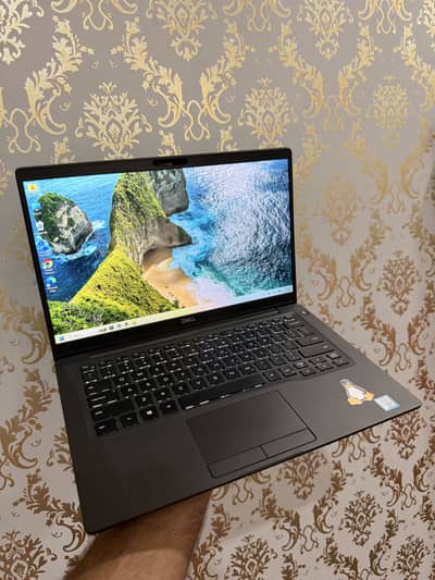 Dell 7400 Core i5 8th - 256Gb Samsung Nvme 8Gb Ram - 14 inch 1920x1080