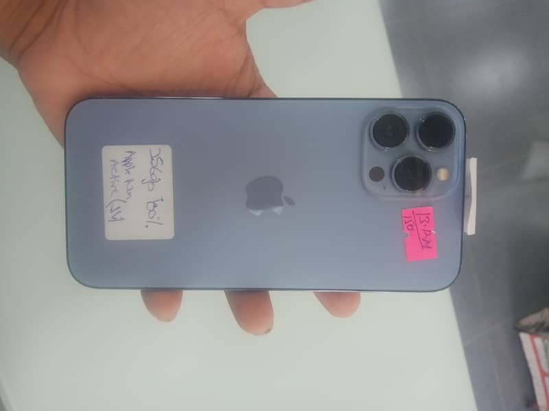 Apple iPhone 13 Pro Max 0
