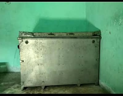 condition okay he  is number pe rabta kare 03112468672
