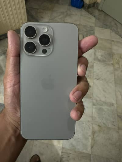 Apple iPhone 15 Pro Max