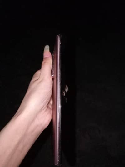 12 256gb non pta line dot shade kuch nhi hay clear display hay