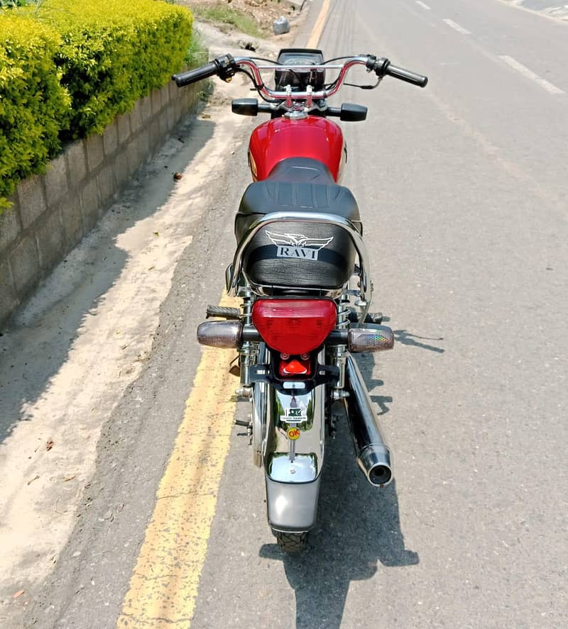 Ravi 70 8