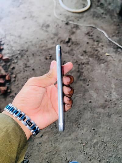 Apple iPhone SE2020