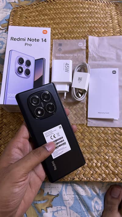 Xiaomi Redmi Note 14 Pro