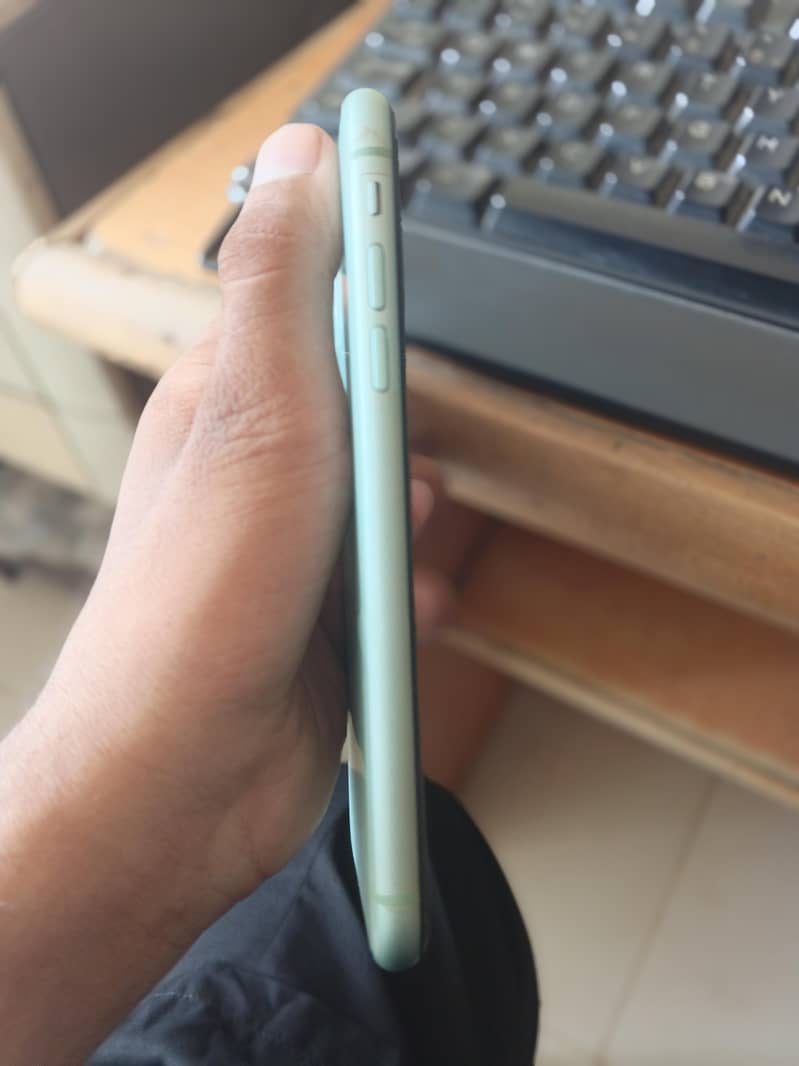 Apple iPhone 11 1