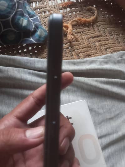 vivo y02t condion 10.10.  4.128. box. andcharger