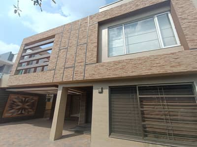 ** 1 Kanal Luxury Full House for Rent Bahria Town Lahore | Prime Location | Family Home**