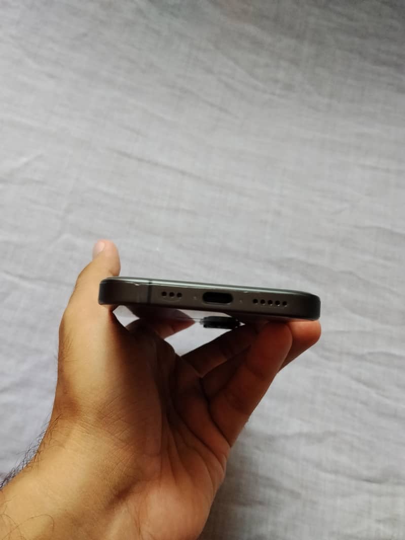 iPhone 17 JV 5