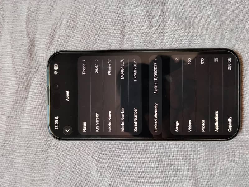 iPhone 17 JV 7