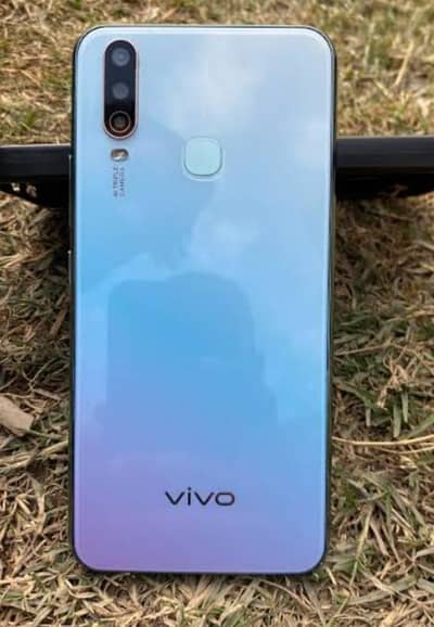 Vivo Y17