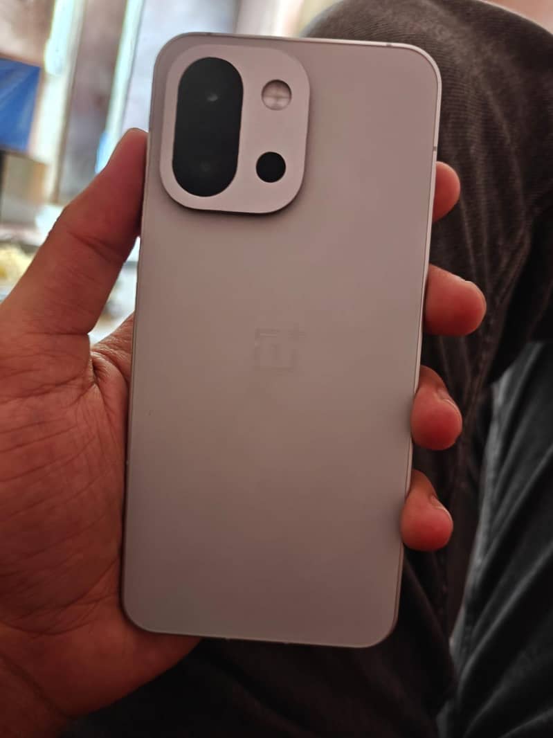 One Plus 13t 2