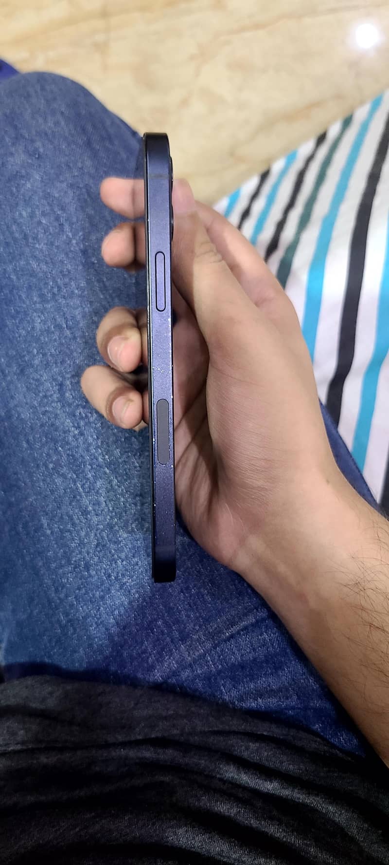 Apple iPhone 12 3