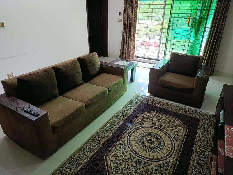Sofa set 0
