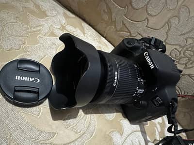 canon DSLR D700