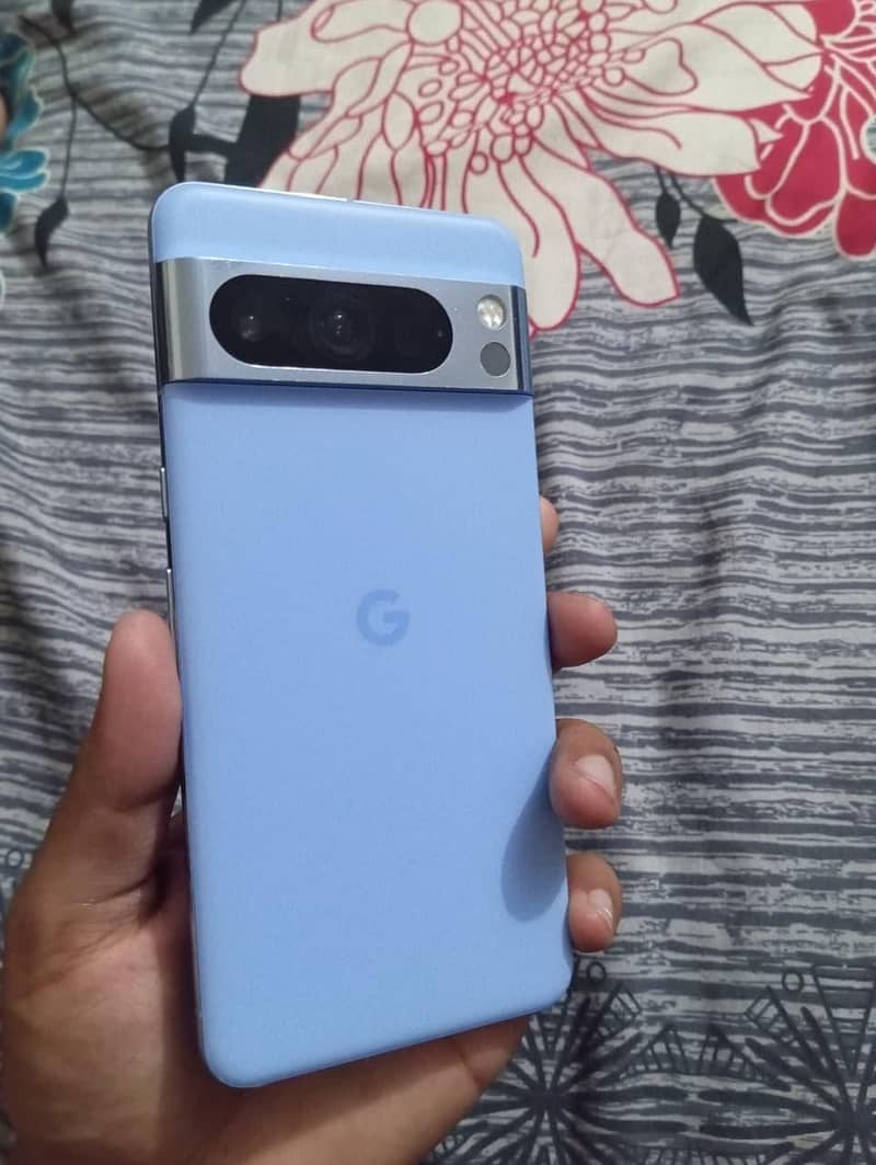 Google Pixel 8 Pro 0