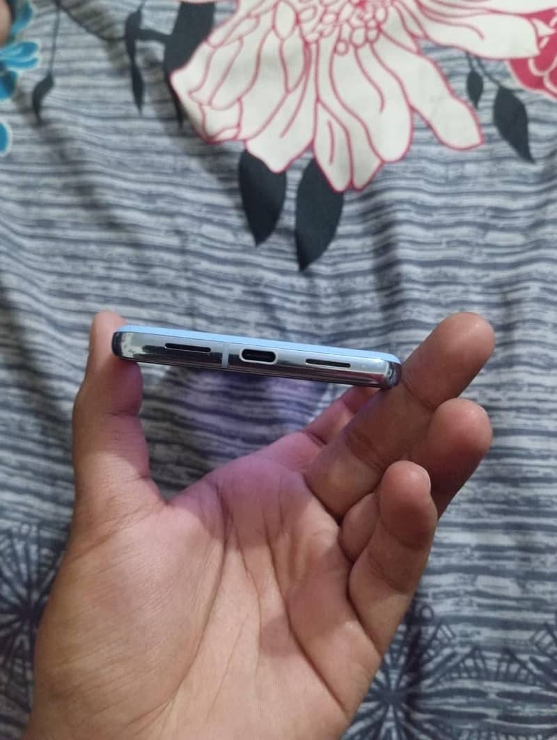 Google Pixel 8 Pro 3