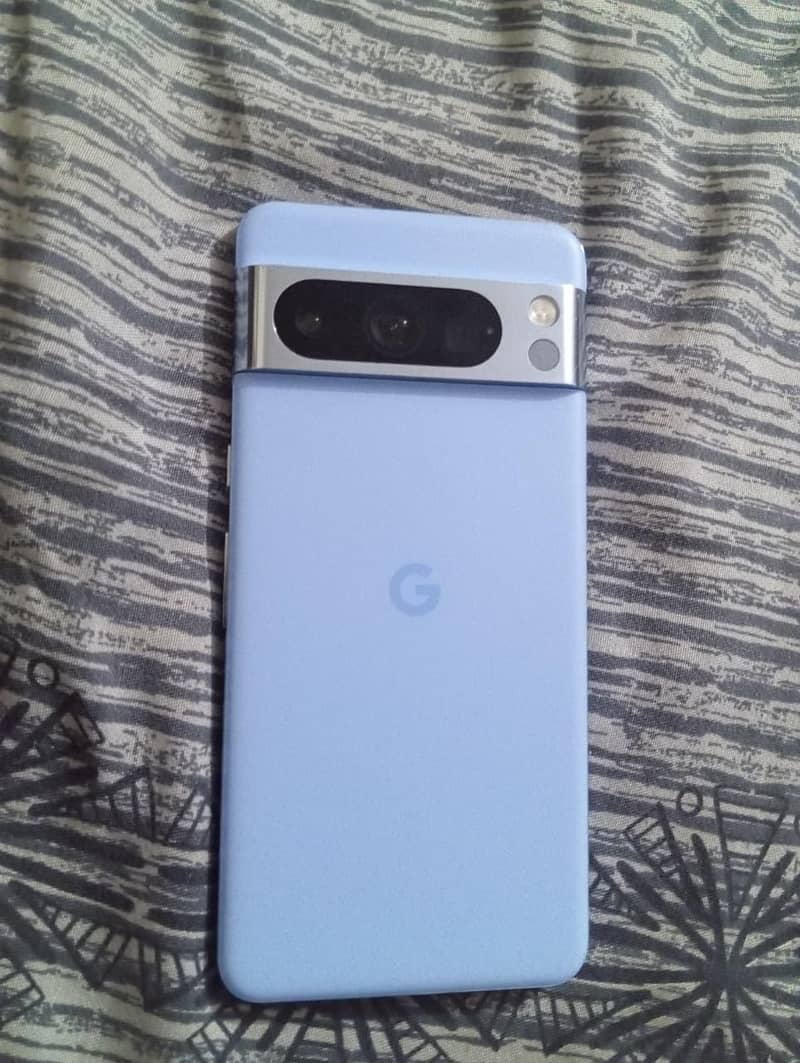 Google Pixel 8 Pro 4