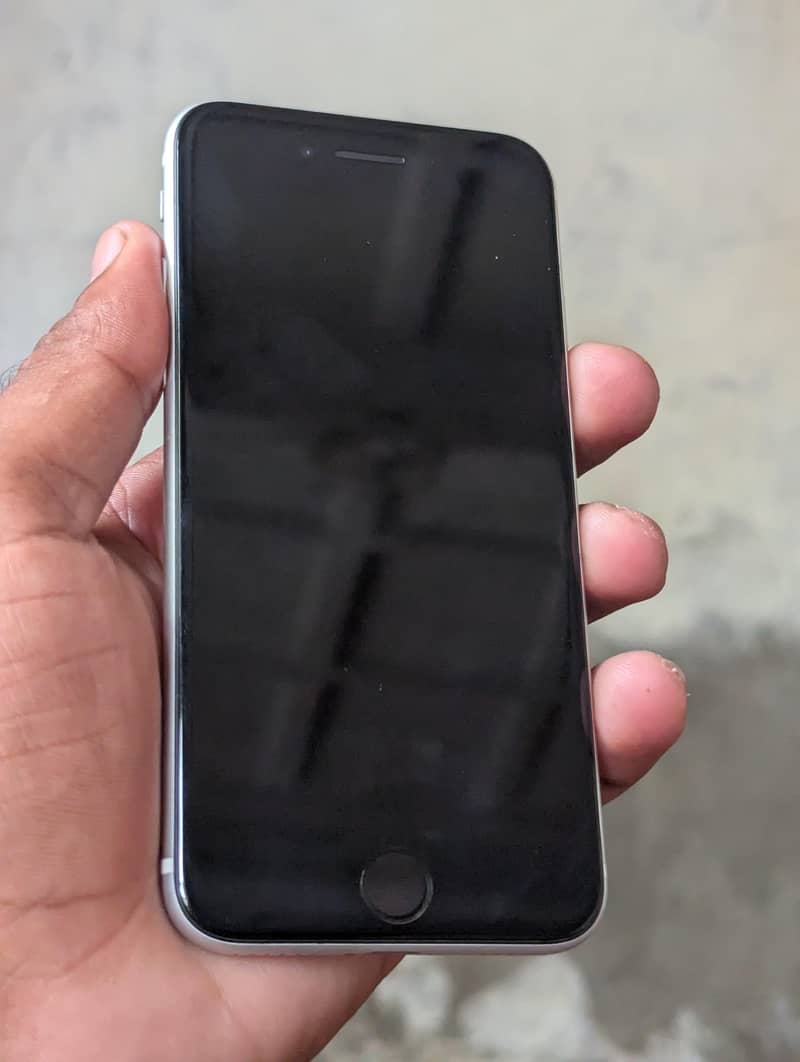 Apple iPhone SE 2