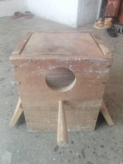 parriot box
