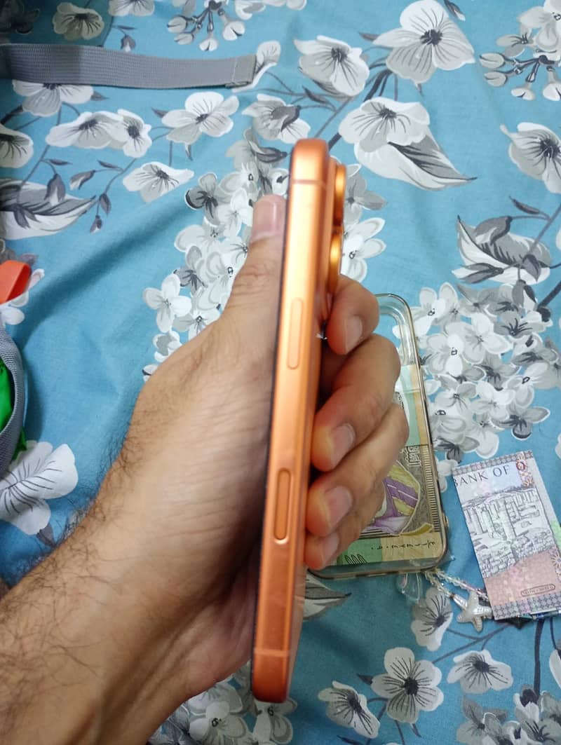 Apple iPhone 17 Pro 6