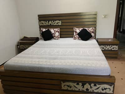 chinot ki lakri ma bana Howa ha with mattress and carpet full room set