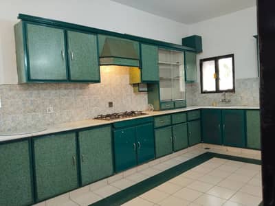 1 Kanal Upper Portion available for the Rent in DHA Lahore phase 4 Block CC