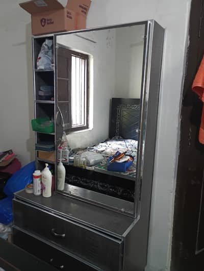 Dressing Table For Sale