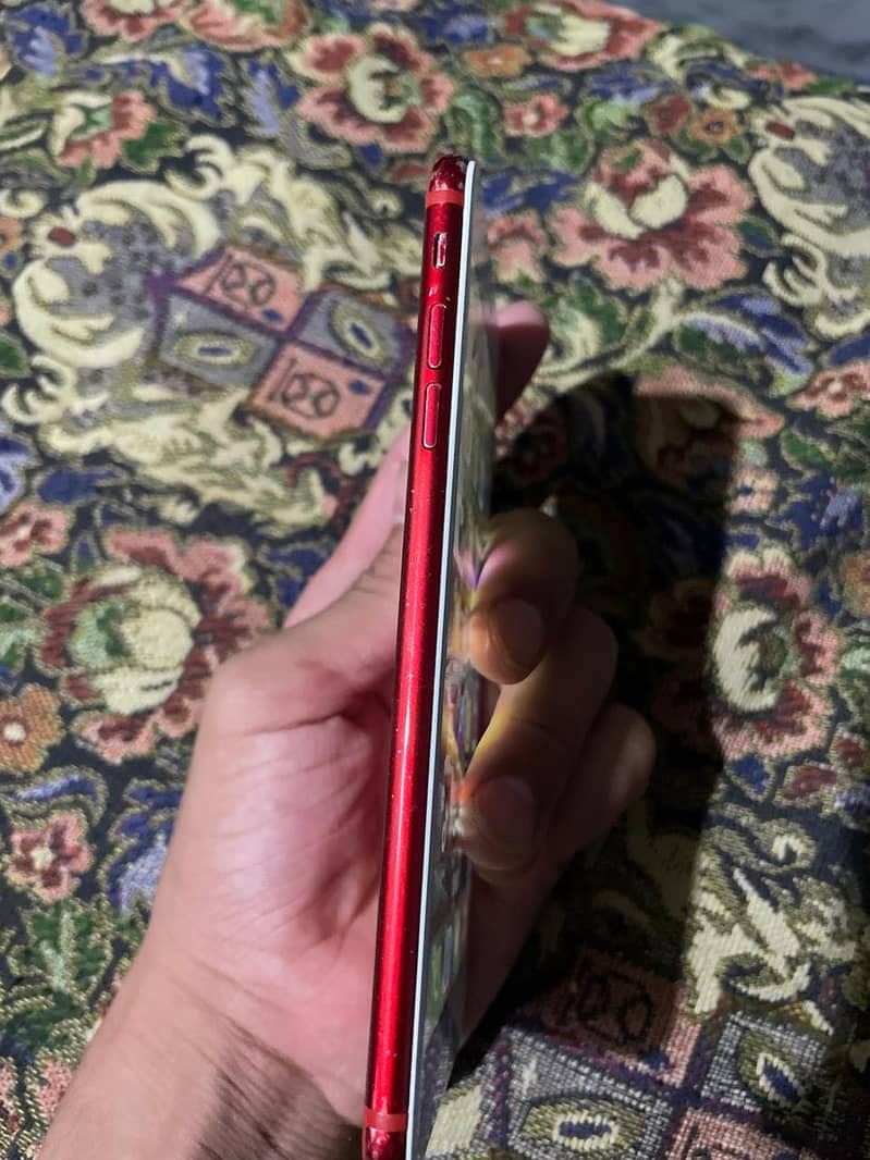 Apple iPhone 7 Plus 3