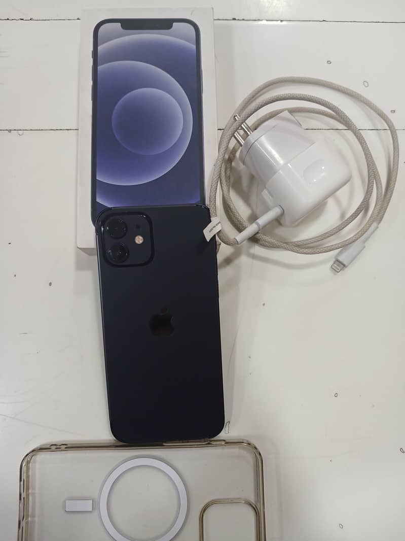 Apple iPhone 12 0