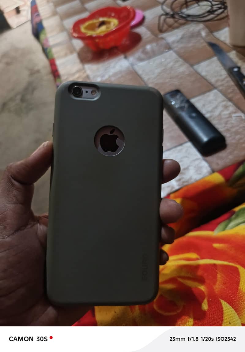 Apple iPhone 6S Plus 2
