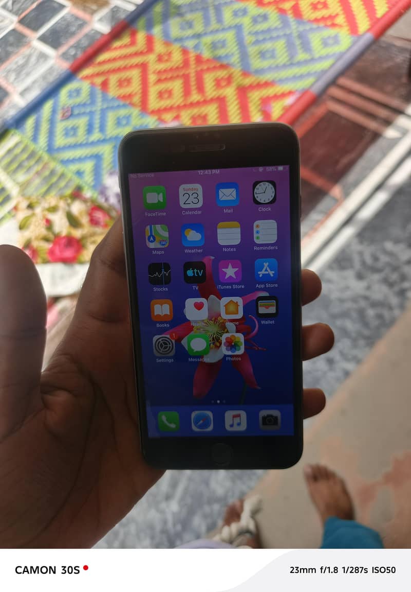 Apple iPhone 6S Plus 3