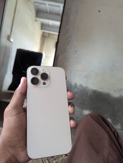 Apple iPhone 16 Pro Max