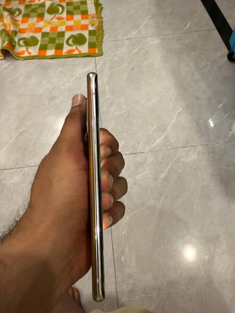One Plus 8 5