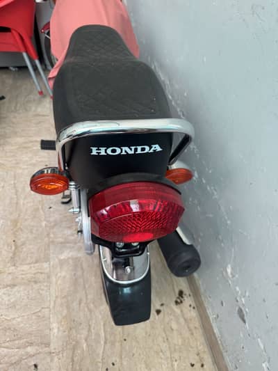 Honda 125 open later hai number nhi laga abi