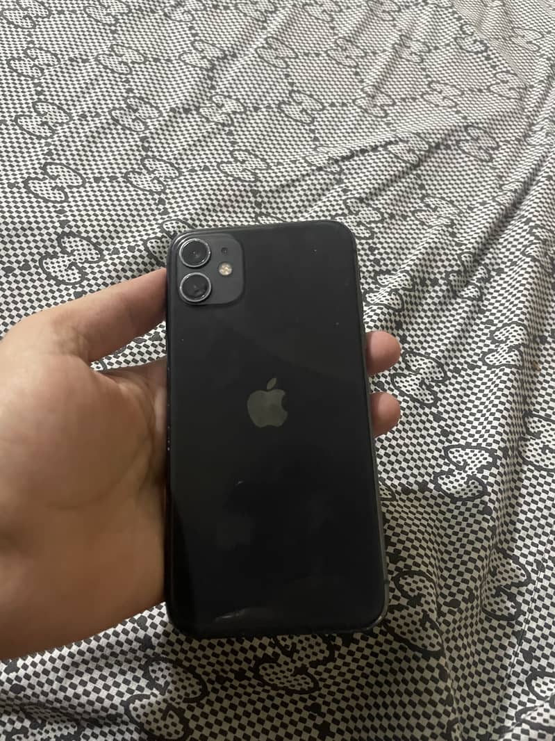 Apple iPhone 11 0