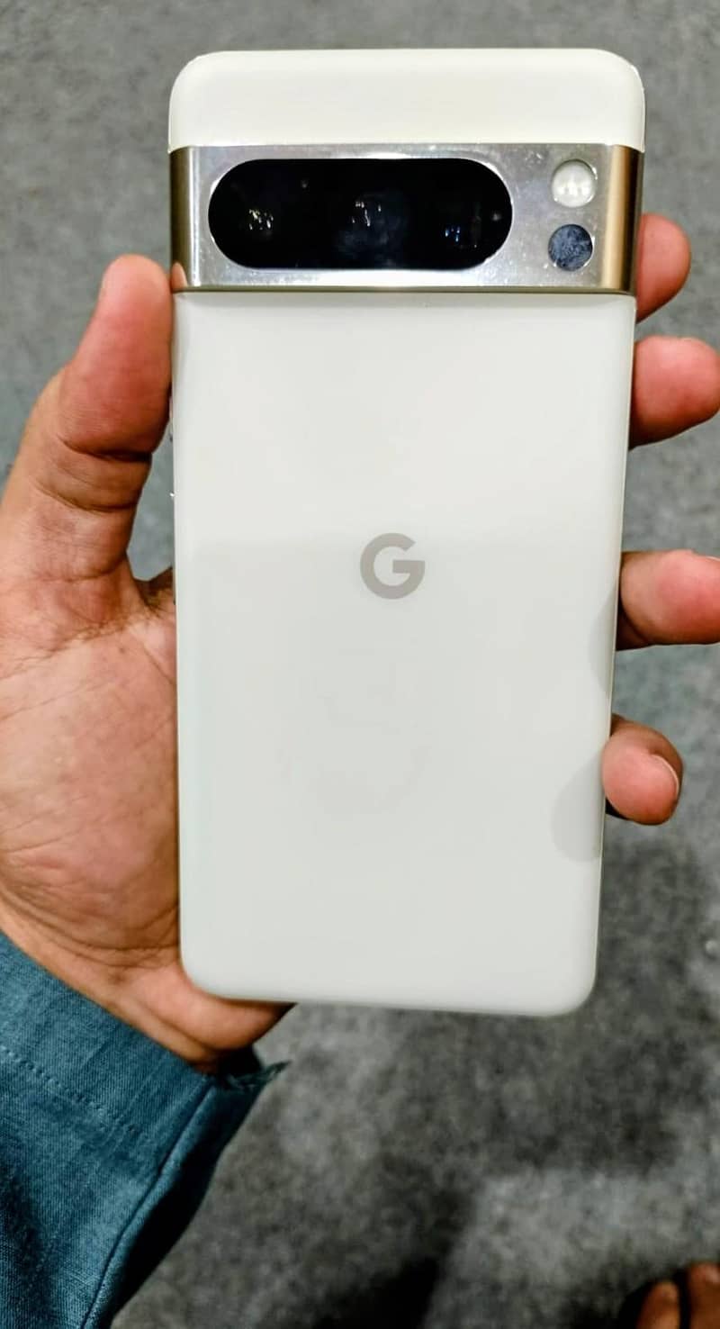Google Pixel 8 Pro 2