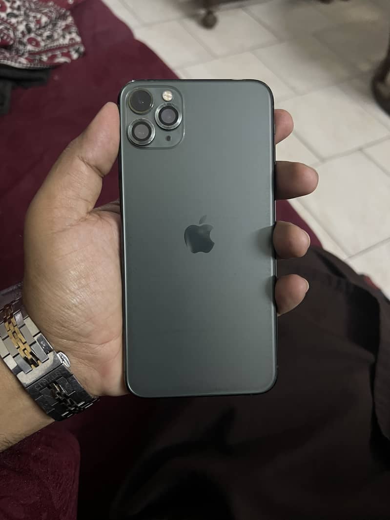 Apple iPhone 11 Pro Max 2