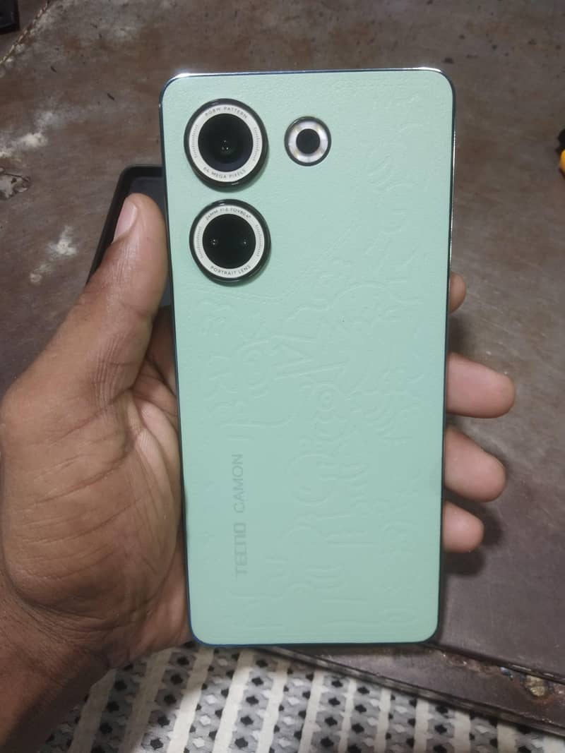 Tecno CAMON 20 4