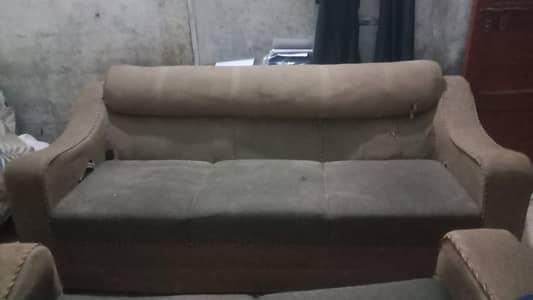 urgent  sofas set sale