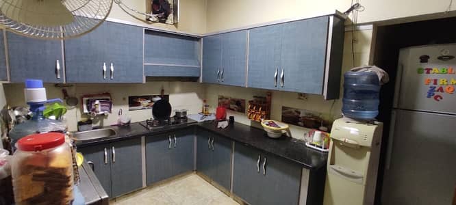 Iqra Camplex block 17 Gulistan E jahor karachi
