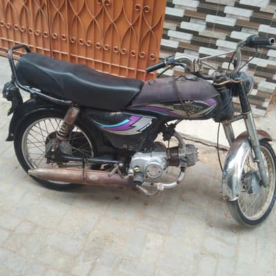 Unique 70,1st owner Karachi number Sealed Engine