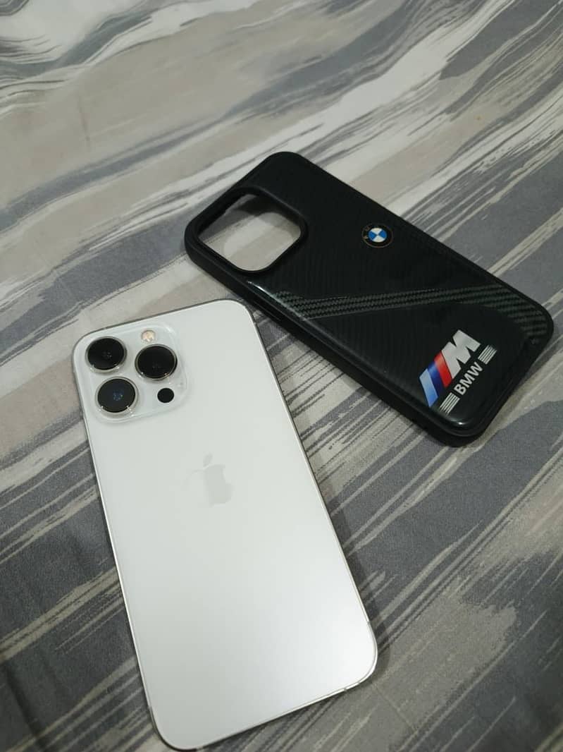 Apple iPhone 13 Pro 0