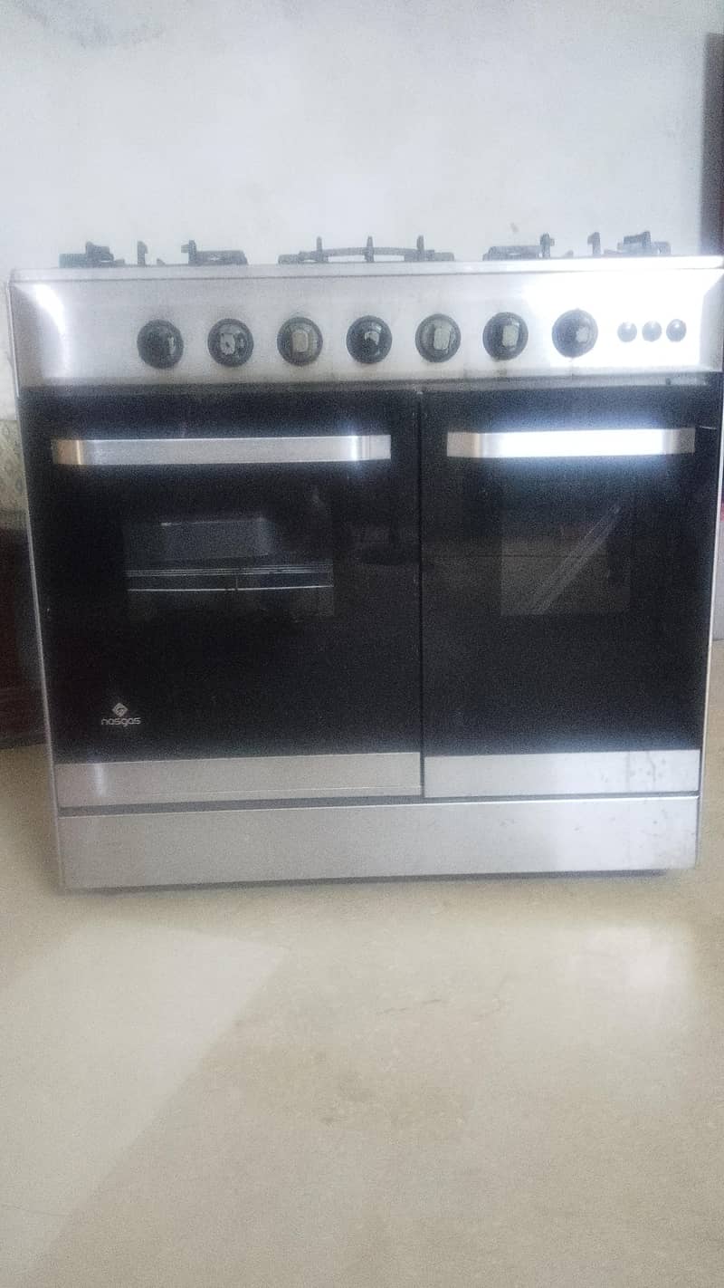 Nesgas 5 Burner Cooking Range – Powerful & Stylish Kitchen Solution 2