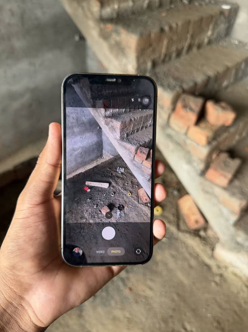 Apple iPhone 12 Pro Max 2